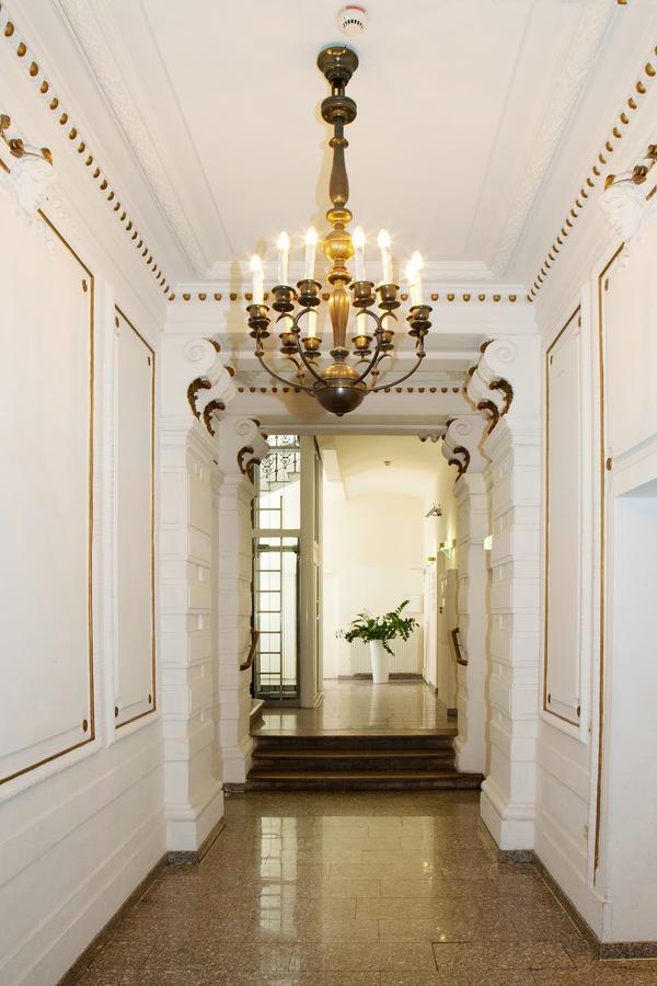 Starlight Salzgries 4* Wien